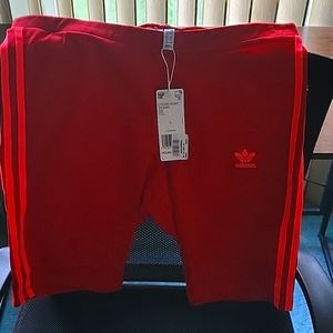 Adidas Womens LARGE RED CYCLING SHORTS